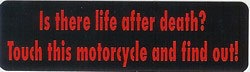Виниловый стикер на шлем/мотоцикл "Есть ли жизнь после смерти?..."